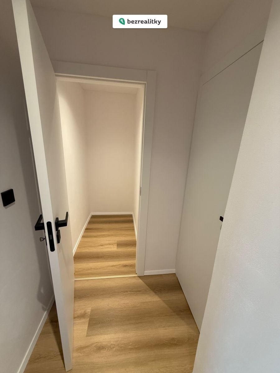 1775641375-itjipuayge-img-5605