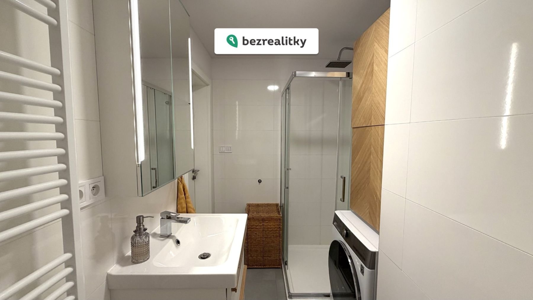 1764430915-eypnipfsmc-12