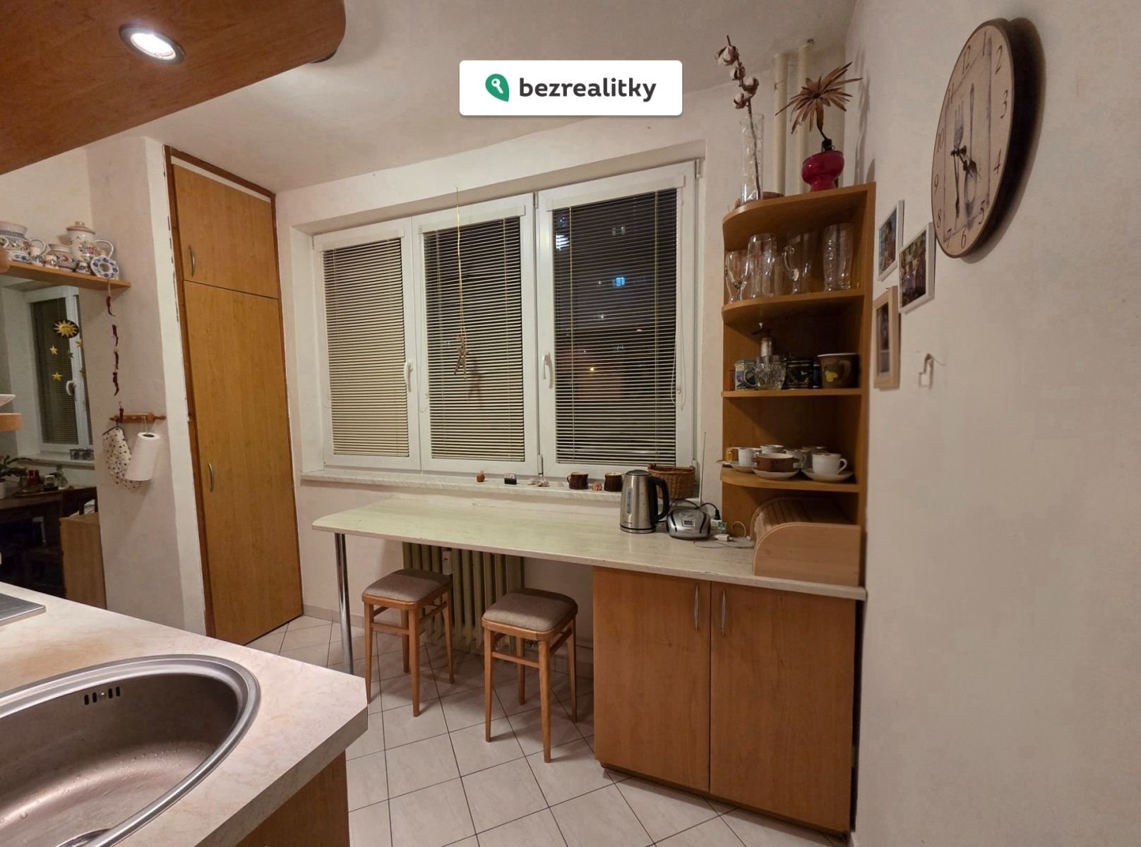 1770151895-fqowioasro-20251202-162824-281-29-281-29-resized