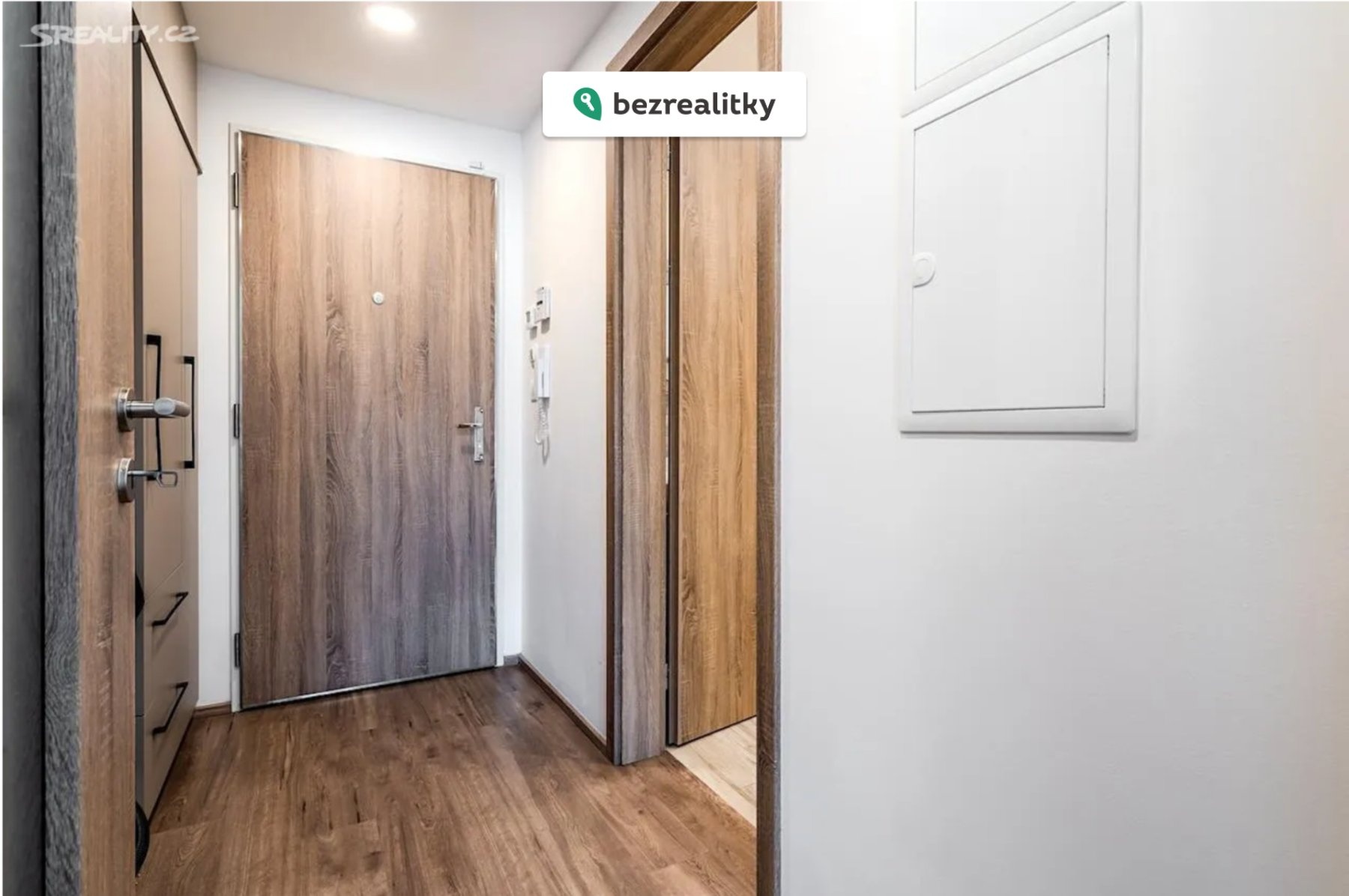 1760353991-comjjkagtc-sn-c3-admek-obrazovky-2025-1