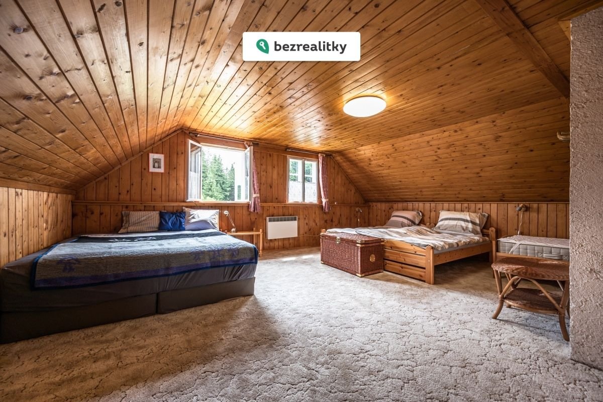 1772392093-ggiocgohaw-velka-loznice