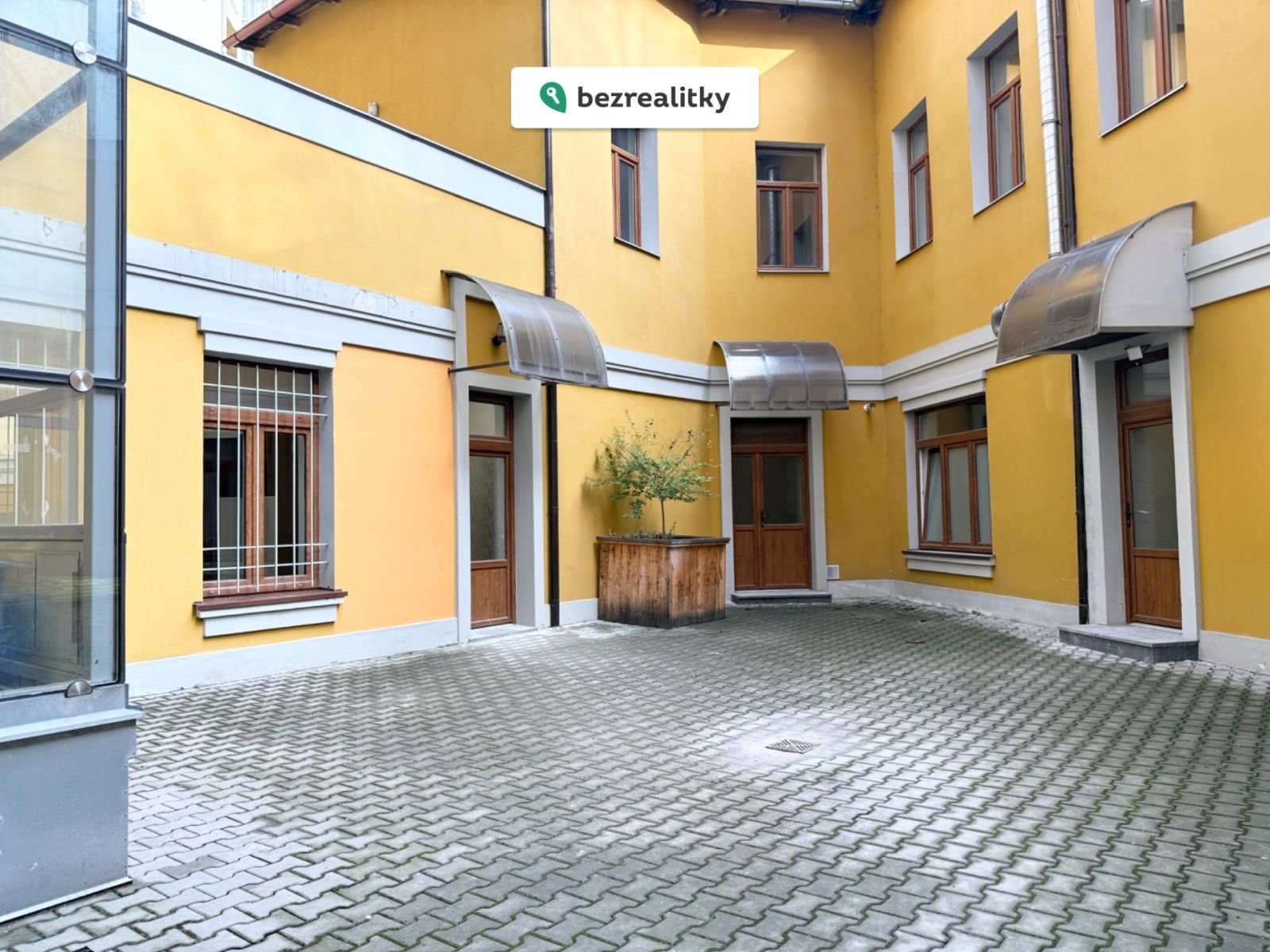 1772004189-xdnlgkaevx-img-8706