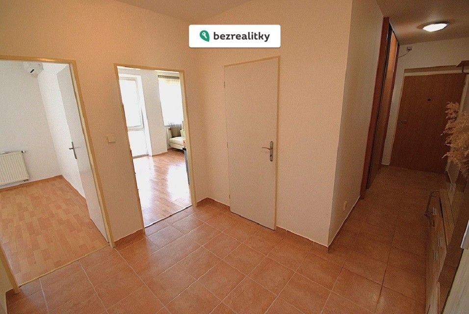 1763029955-vcmypjojhn-dsc-0009