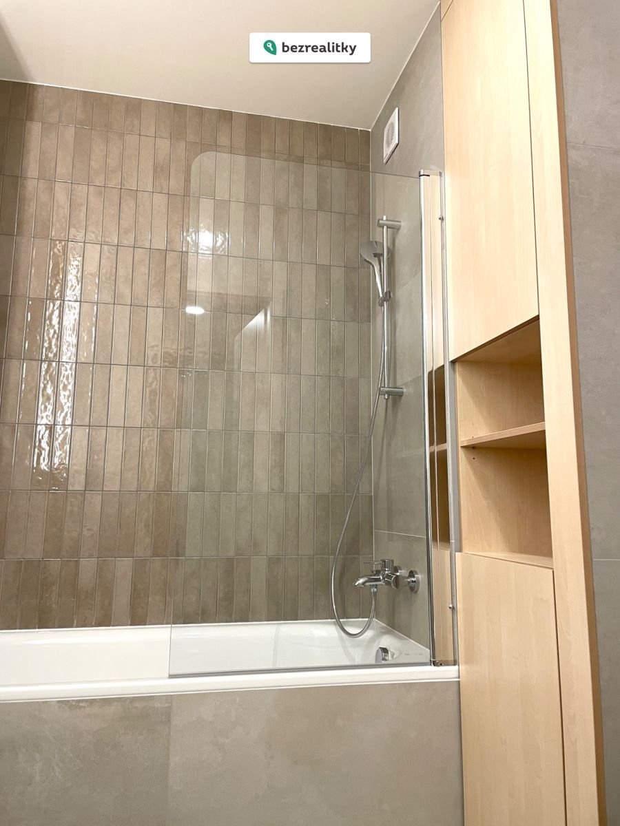 1762075636-ryrikpsqnn-img-1824-2