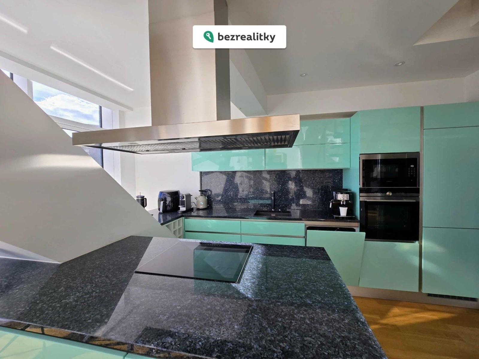 1773068722-zwaincdhlv-18