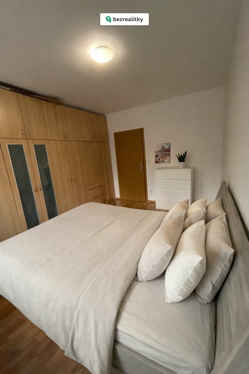 1766749538-ussmudeaxd-0556d6f9-1e9b-46c8-be2c-fcf8bfe9f1e3