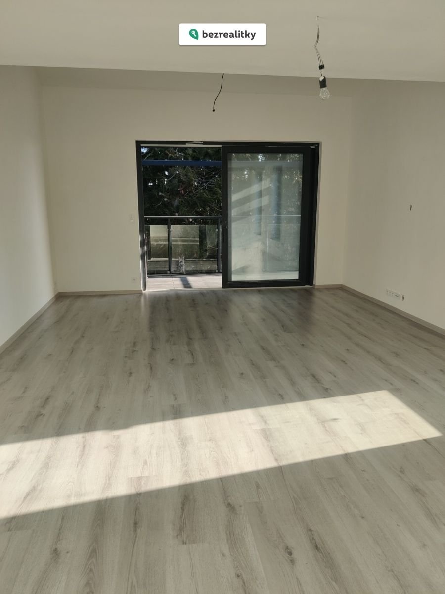 1772013085-wmkzukkcuy-img-20260225-093212