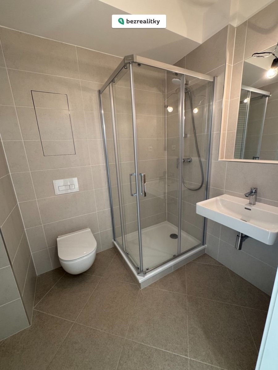 1773687518-mrkdabjdem-img-1590