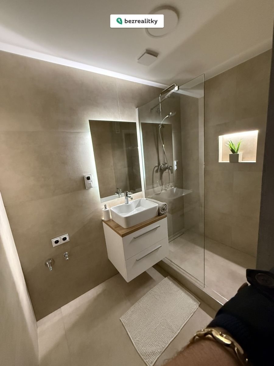 1769193878-pothhkreon-img-5040