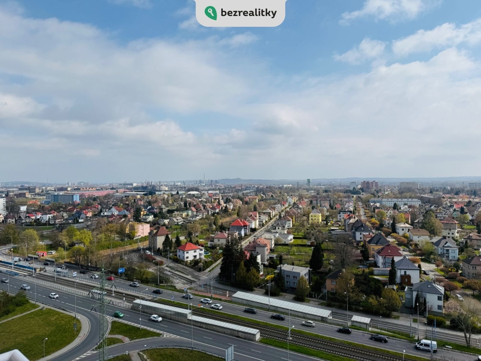 1745841517-xuftiqbxiw-img-2354