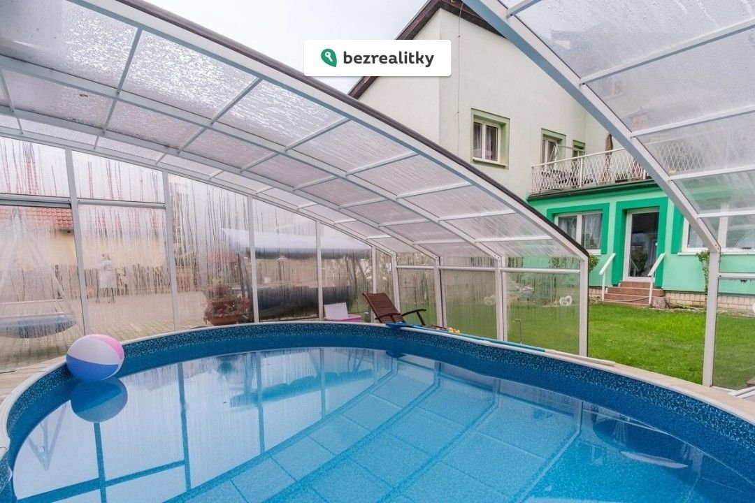 1755516332-owyioihric-1000094278