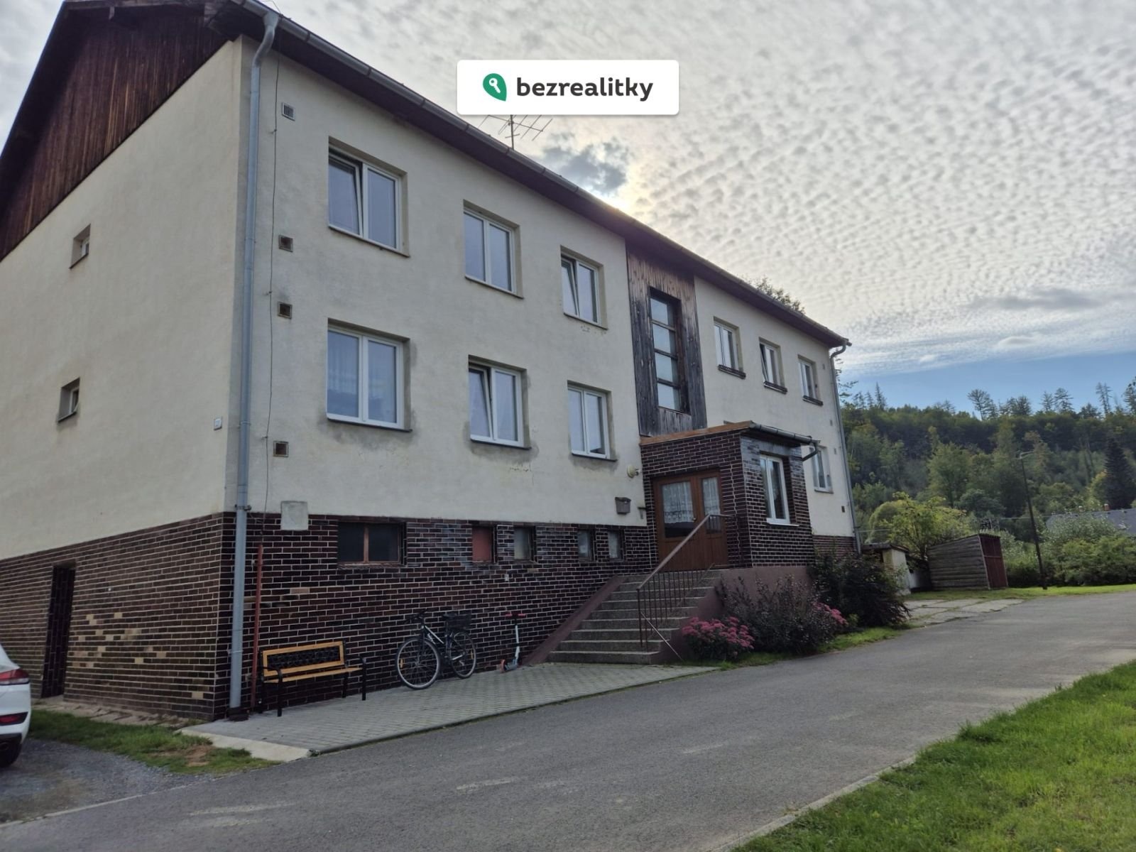 1759128769-mnovttgqky-img-20250928-wa0012