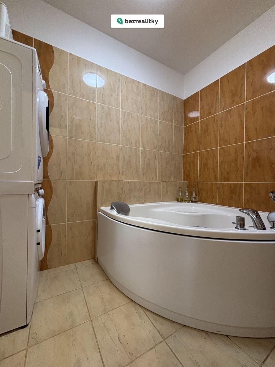 1770236472-zexsgyzzyn-img-3987