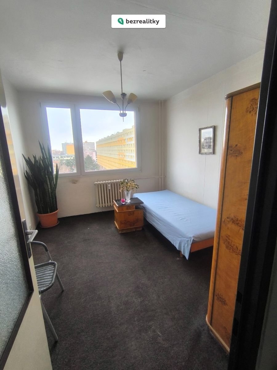 1764451156-abzavstdcd-img-20251129-131040