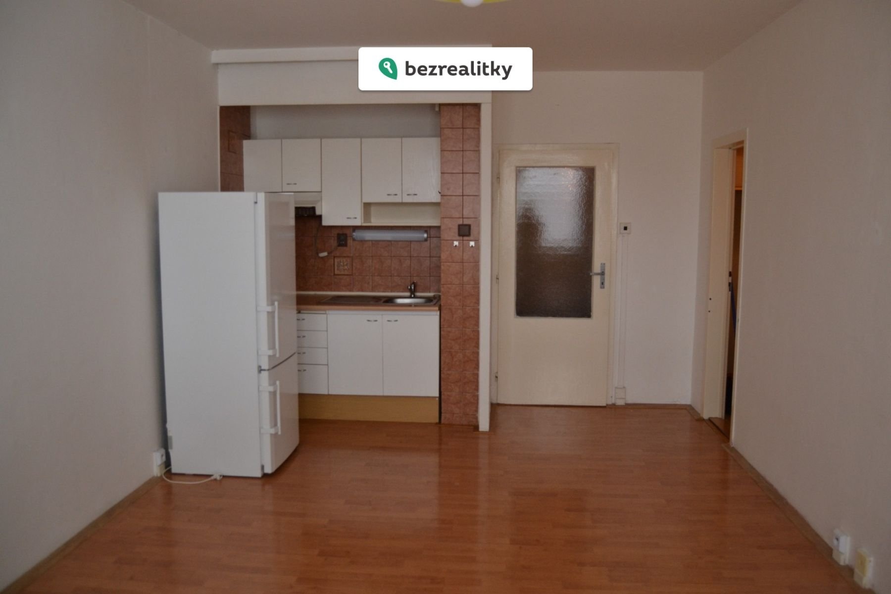 1762364441-ugewuhearx-dsc-0924