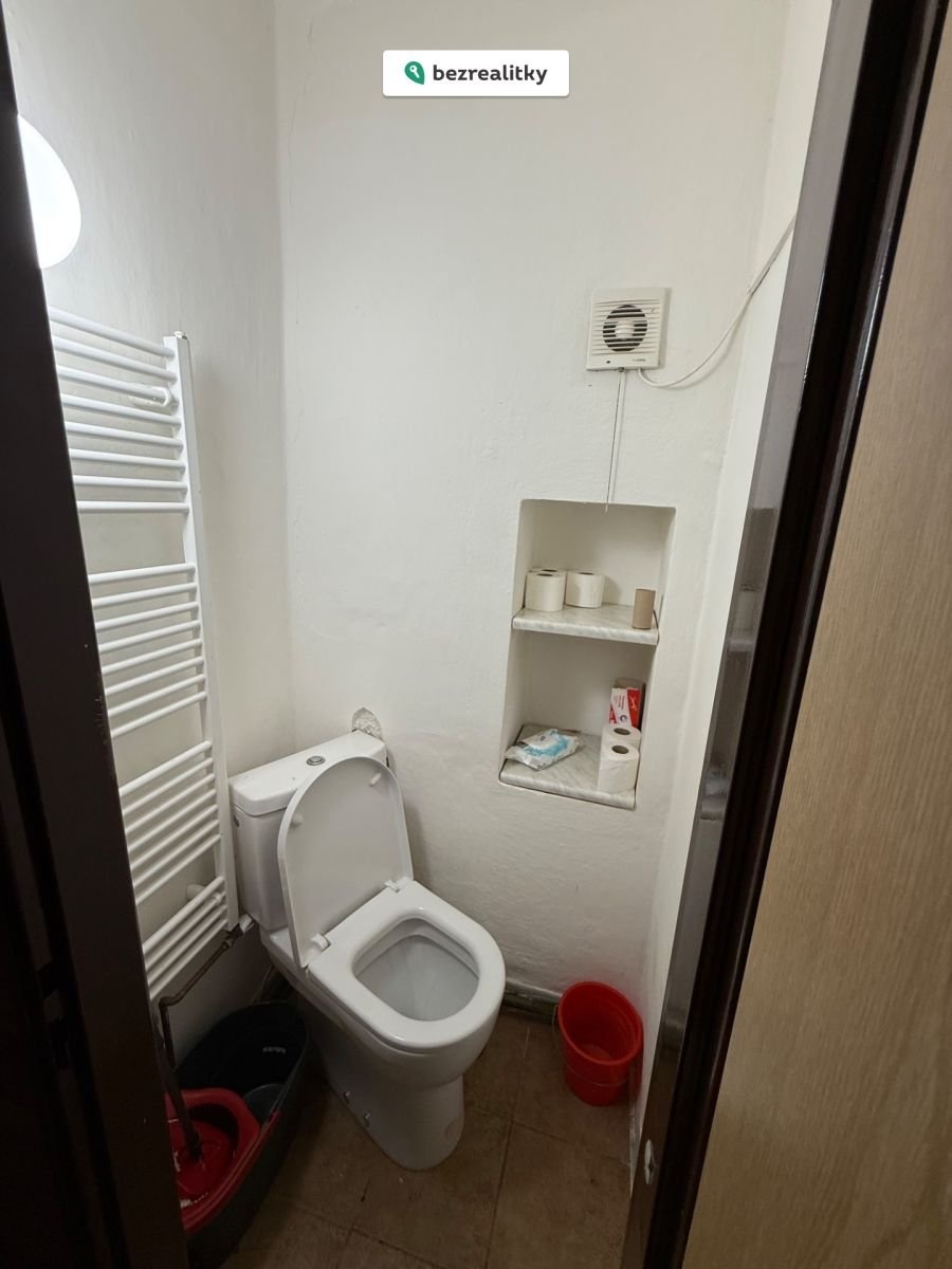 1751189164-gjumcbgnuc-img-9748