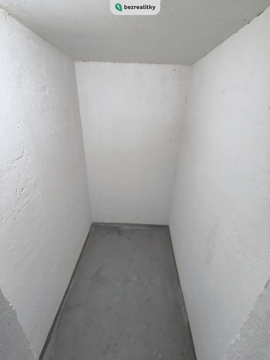 1749989659-ckbpxfnbch-kublov-v01-other-0001-img-20