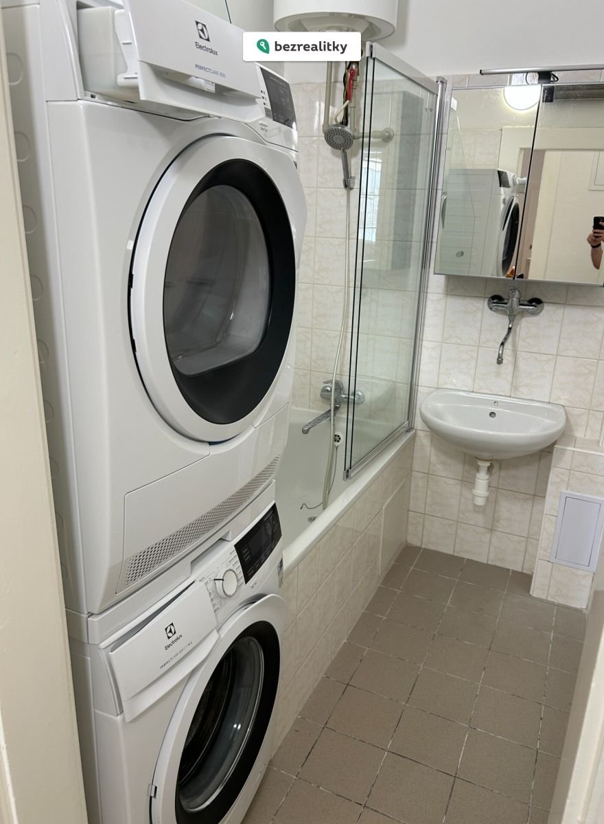 1762523485-tohjnssqsp-img-2513