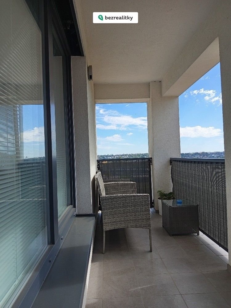 1760276273-sevshmkfpl-img-20250920-143741