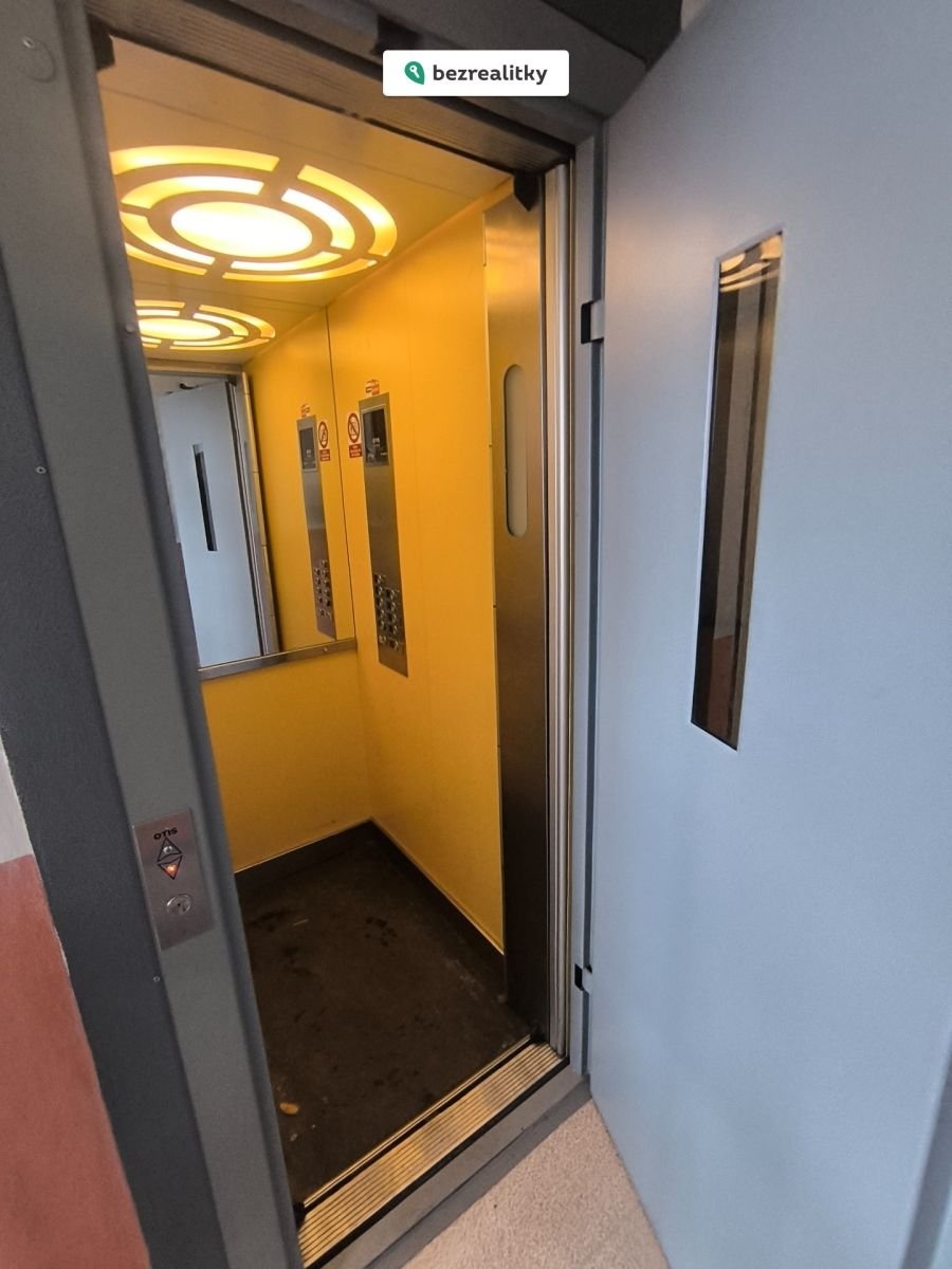 1764451157-zpqltfrpwv-img-20251129-132142