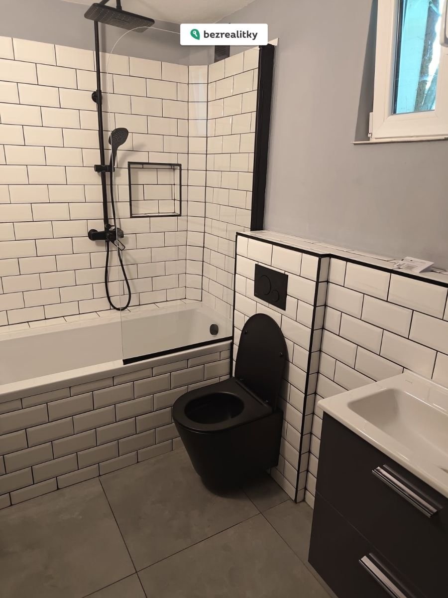 1758294190-hepltmpxdj-image000000