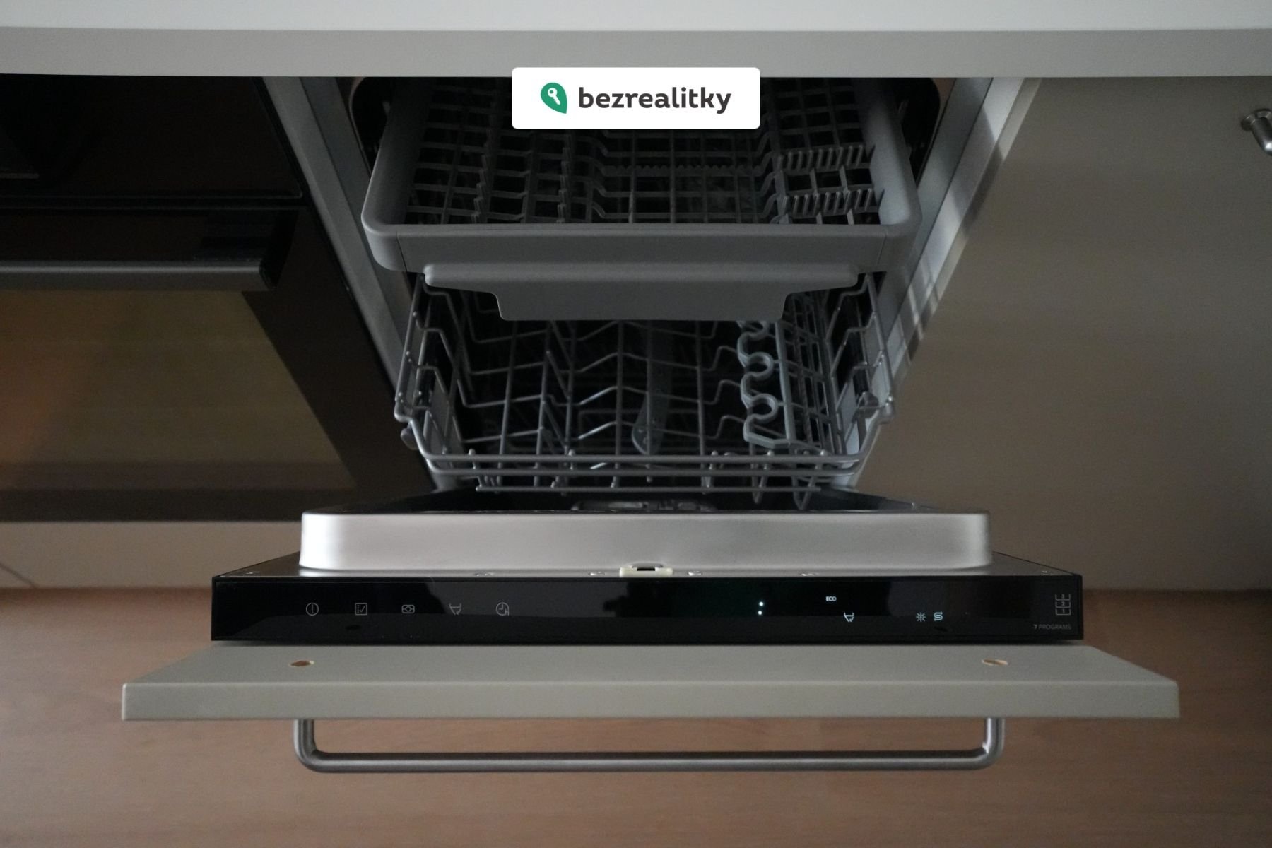 1773915743-snvmyxfmow-kuchyne-cc-8c-myc-cc-8cka