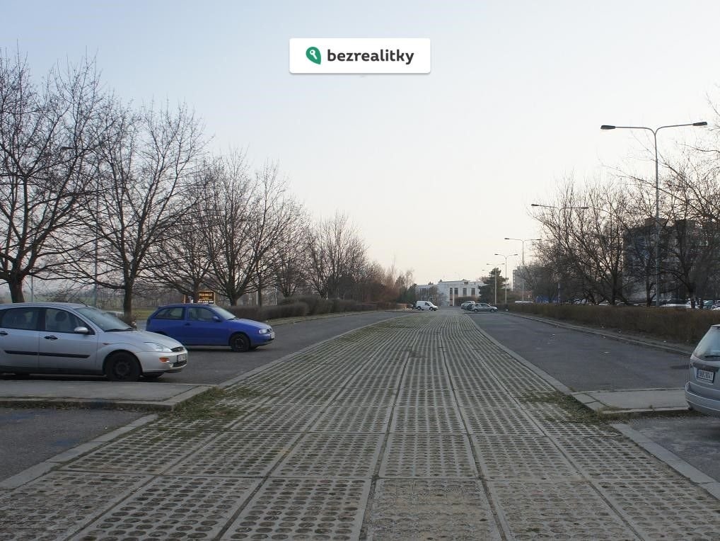 1761405622-kweuqknacn-foto-18