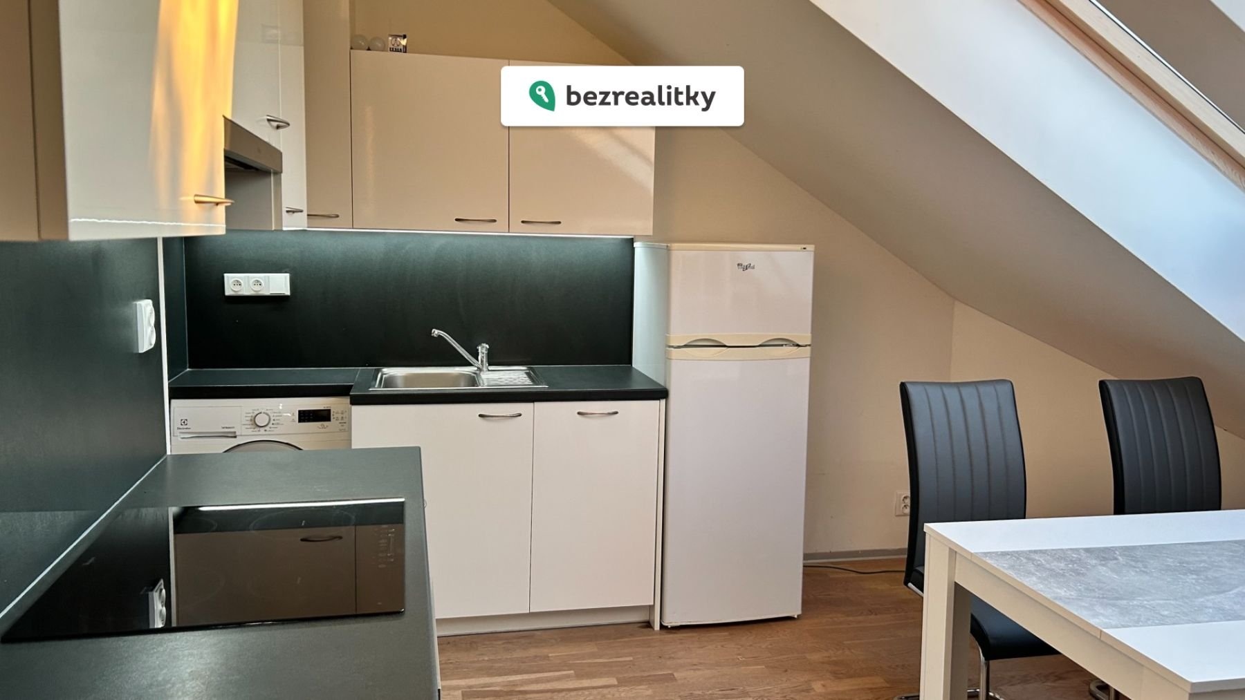 1765032333-pmmwrcvqug-img-0262