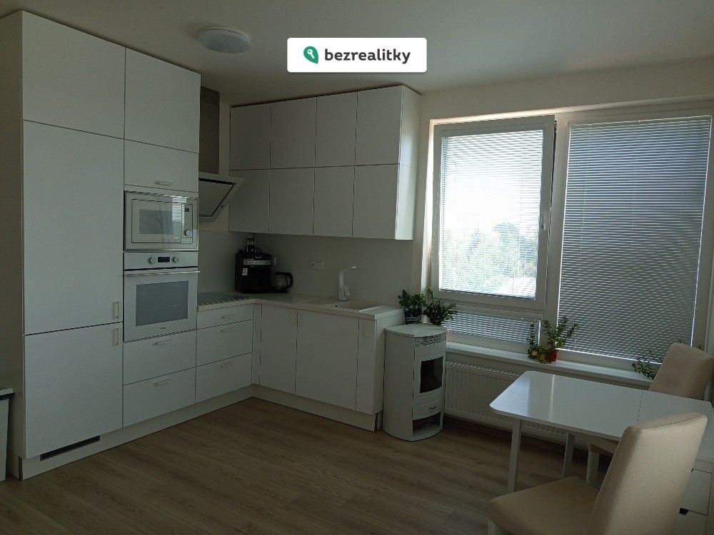 1760276316-gwjwysvhak-img-20250920-143330