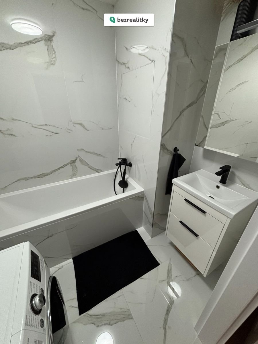 1773484944-vqlaxzxacv-7