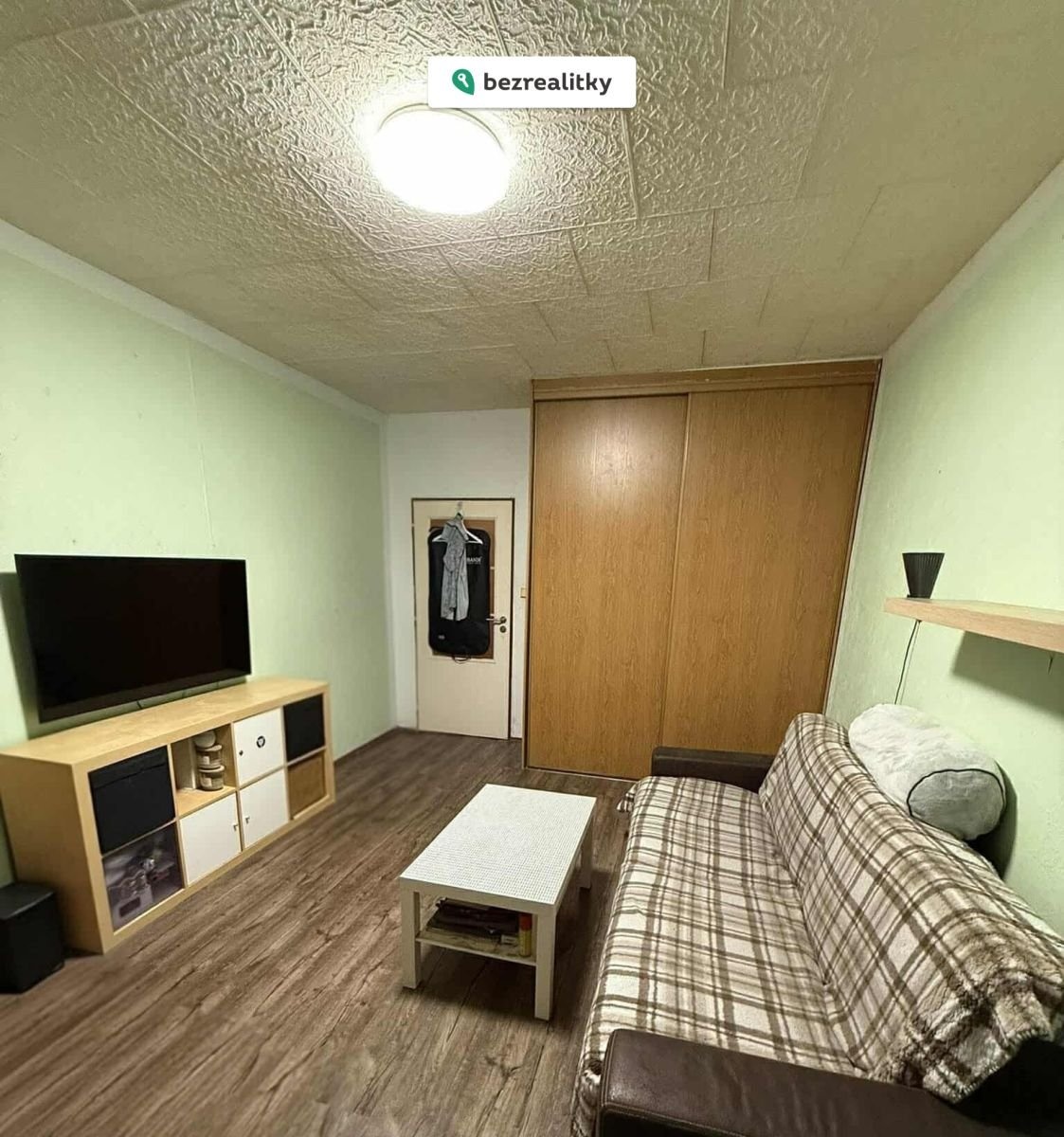 1764270262-kteiafakqx-588588656-1376538380639432-3