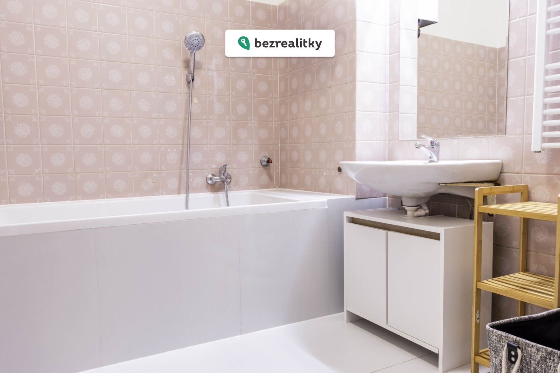 1773820359-xchxhtgwix-byt-7