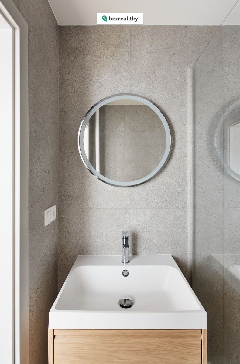 1775138474-vejhicyygb-svojsovicka46774