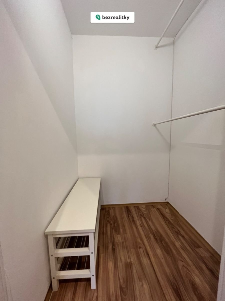 1761403749-hrozkkhbje-tempimagec0ibmm