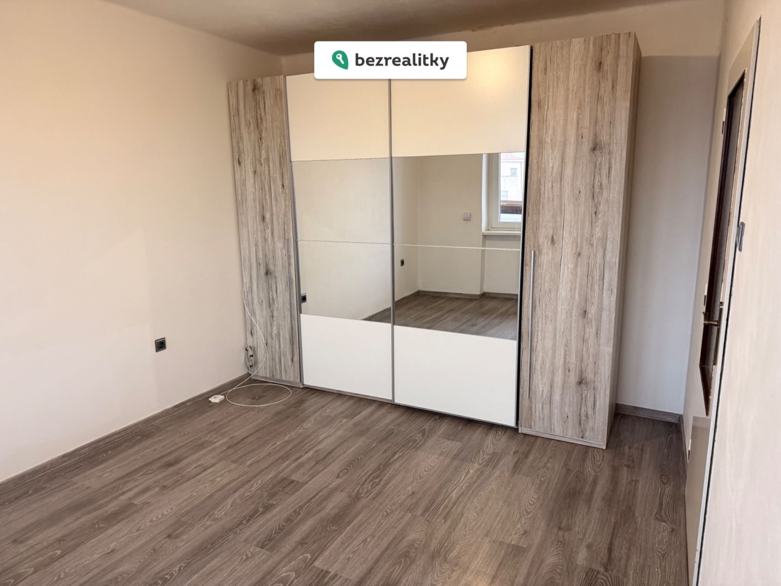 1772387385-lthxwbzdka-img-7518