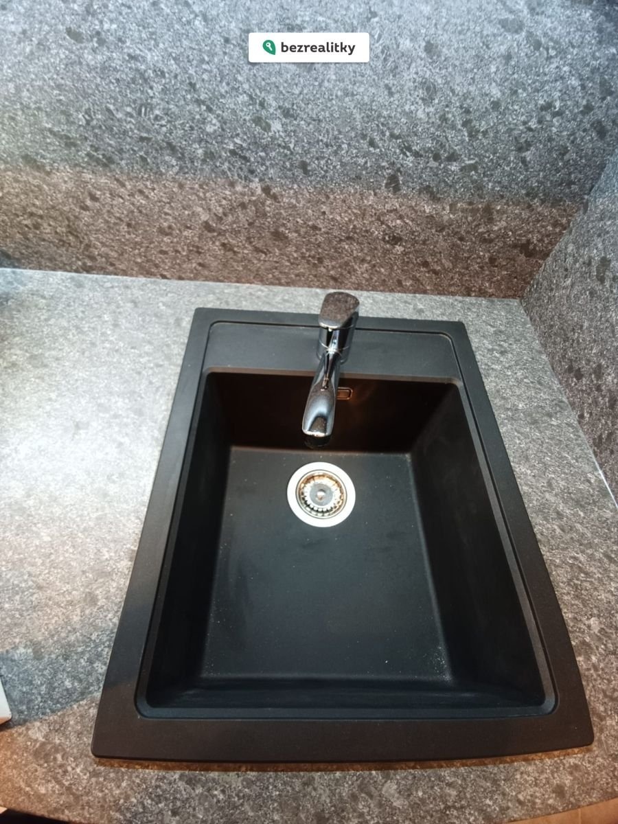 1772180953-yanzijfpyi-img-20260227-wa0008