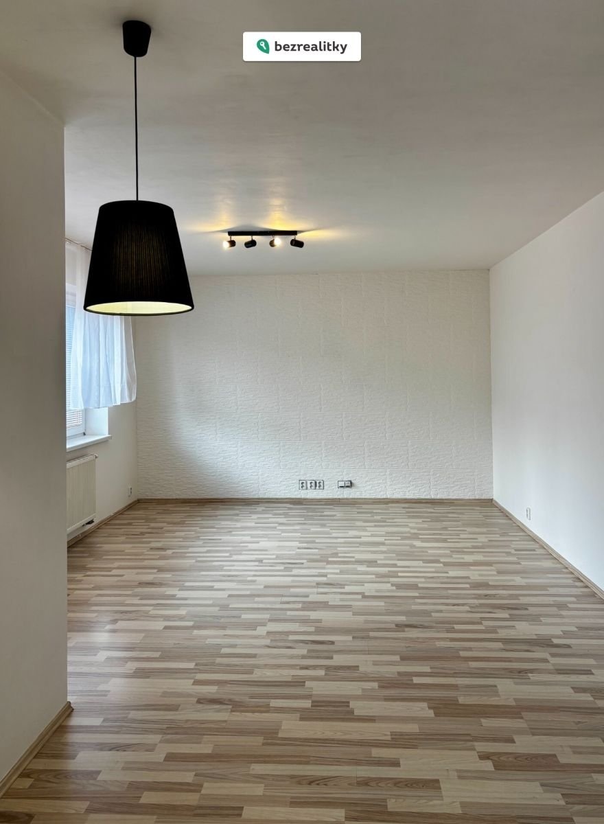 1775720158-qkkyuscwco-2