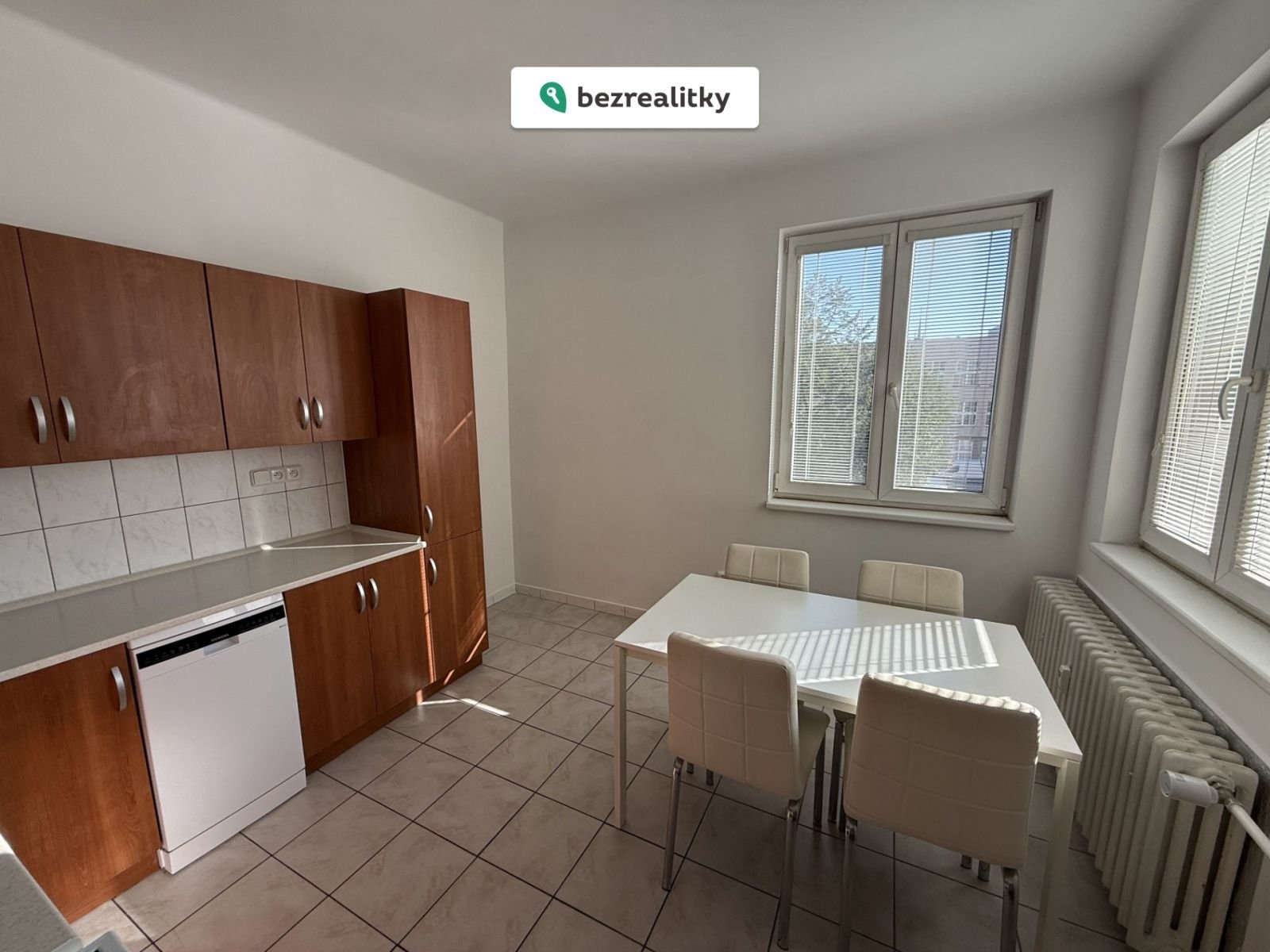 1763611539-bomvpejtxy-img-7738