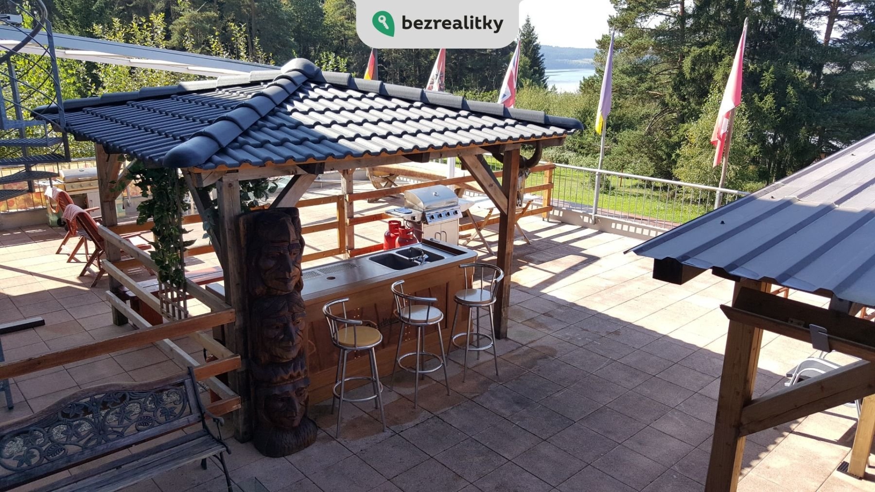 1731489796-hdlcevouts-terasa-grill