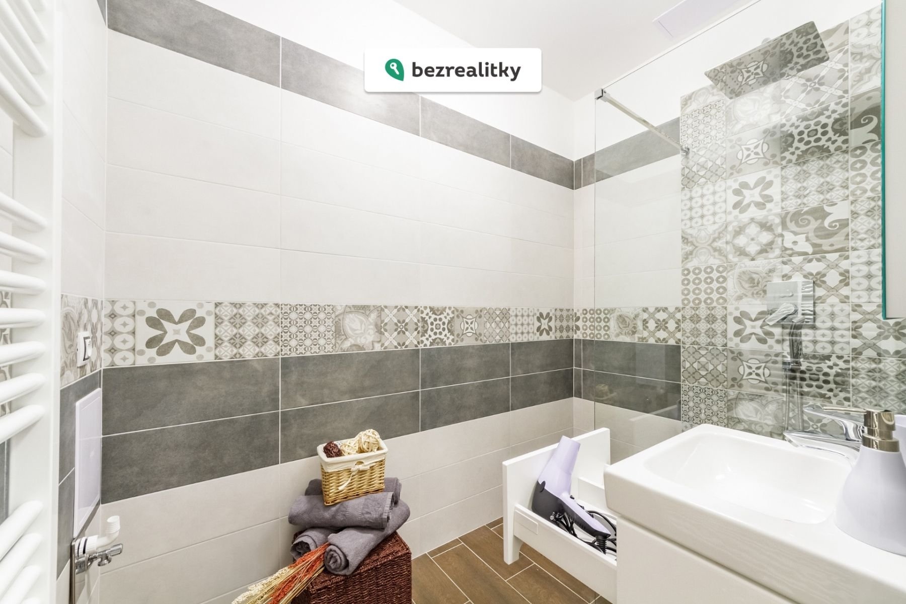 1773298555-qhvjvqoaya-img-3841-hdr