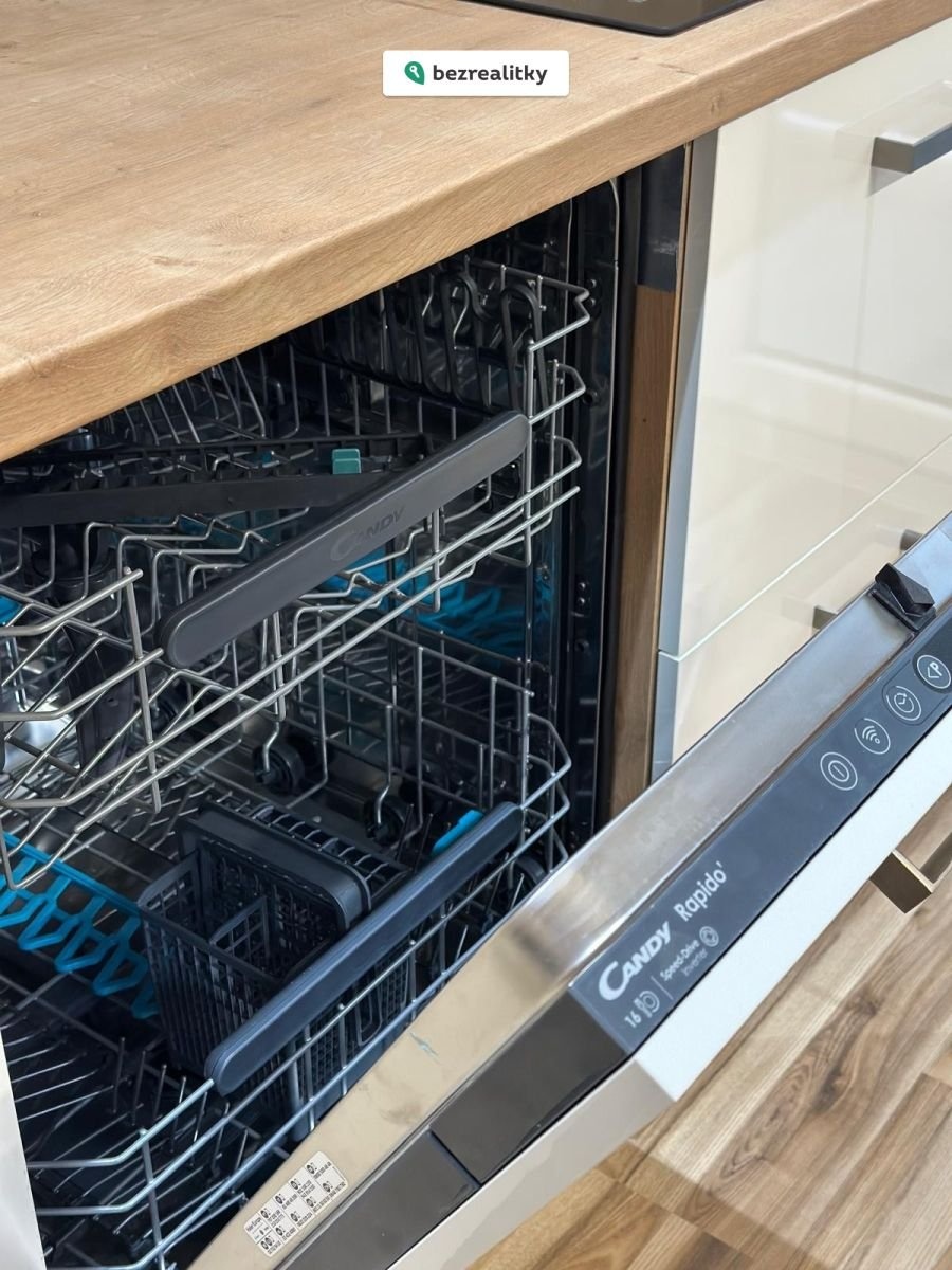 1771778923-fasmmqdnfs-img-20260204-wa0031