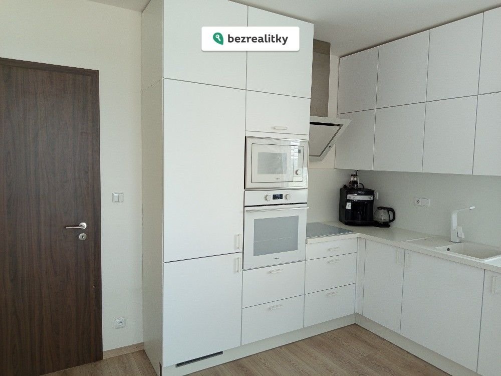 1760276303-egpgusadfg-img-20250920-143410