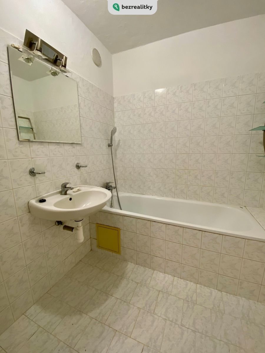 1746360752-xuukpekgtc-img-3571