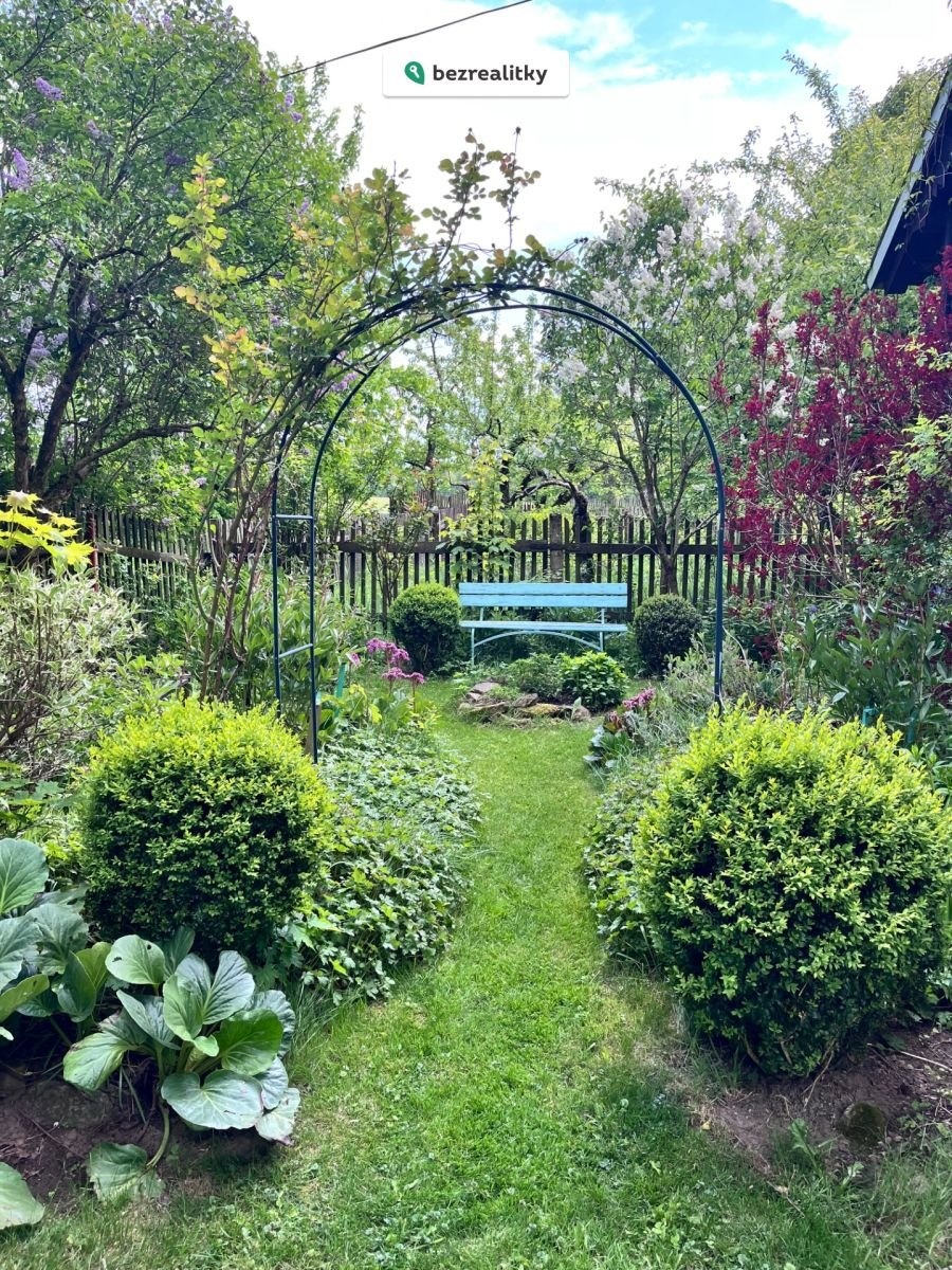 1758294199-jrsleshcys-img-6353