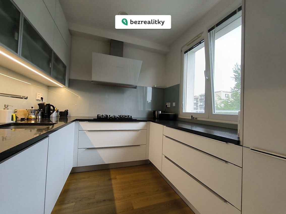 1773471990-qgahmktsdc-6