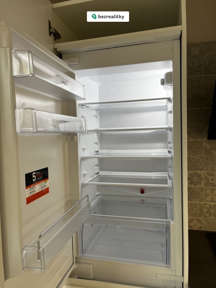 1774867688-hgoctzrbnz-thumbnail-img-4902