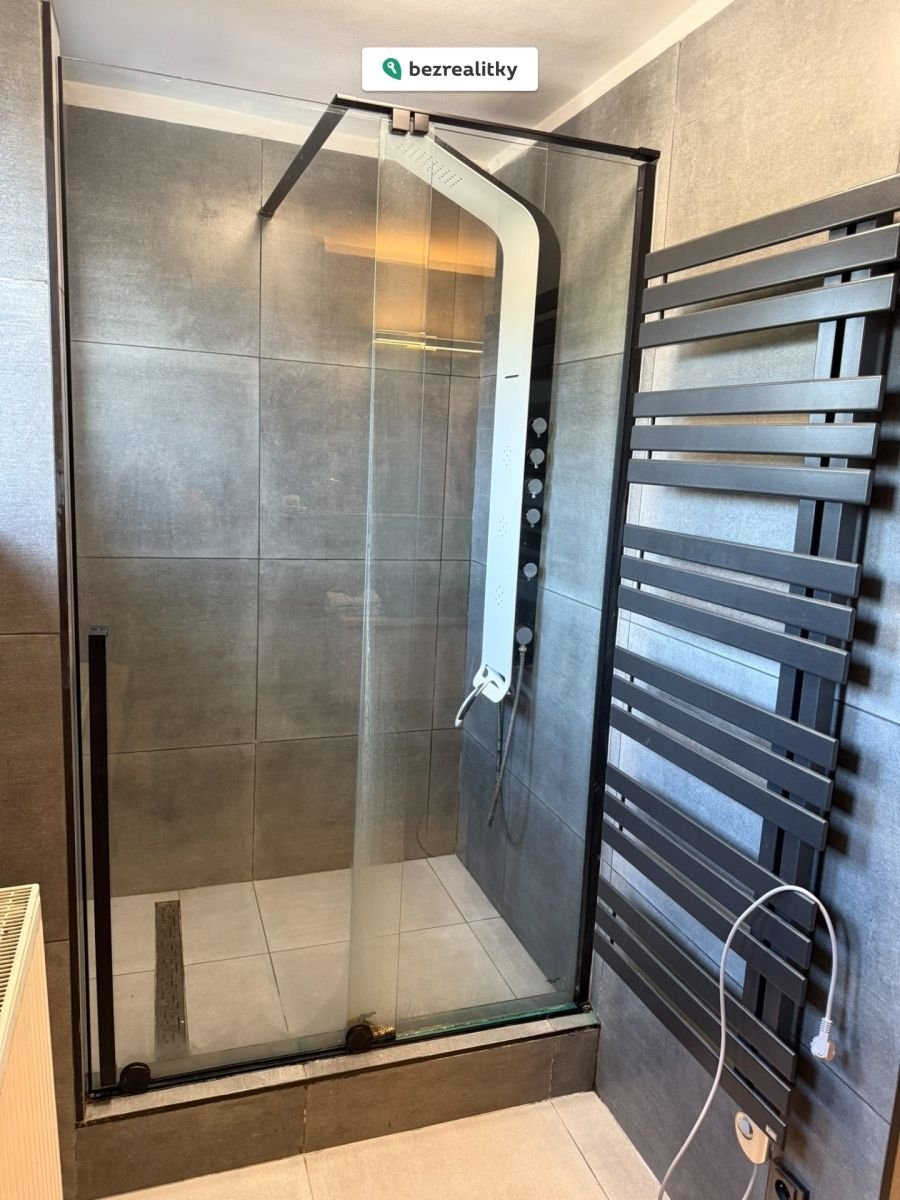 1762183440-uhqkbscqqo-img-3087