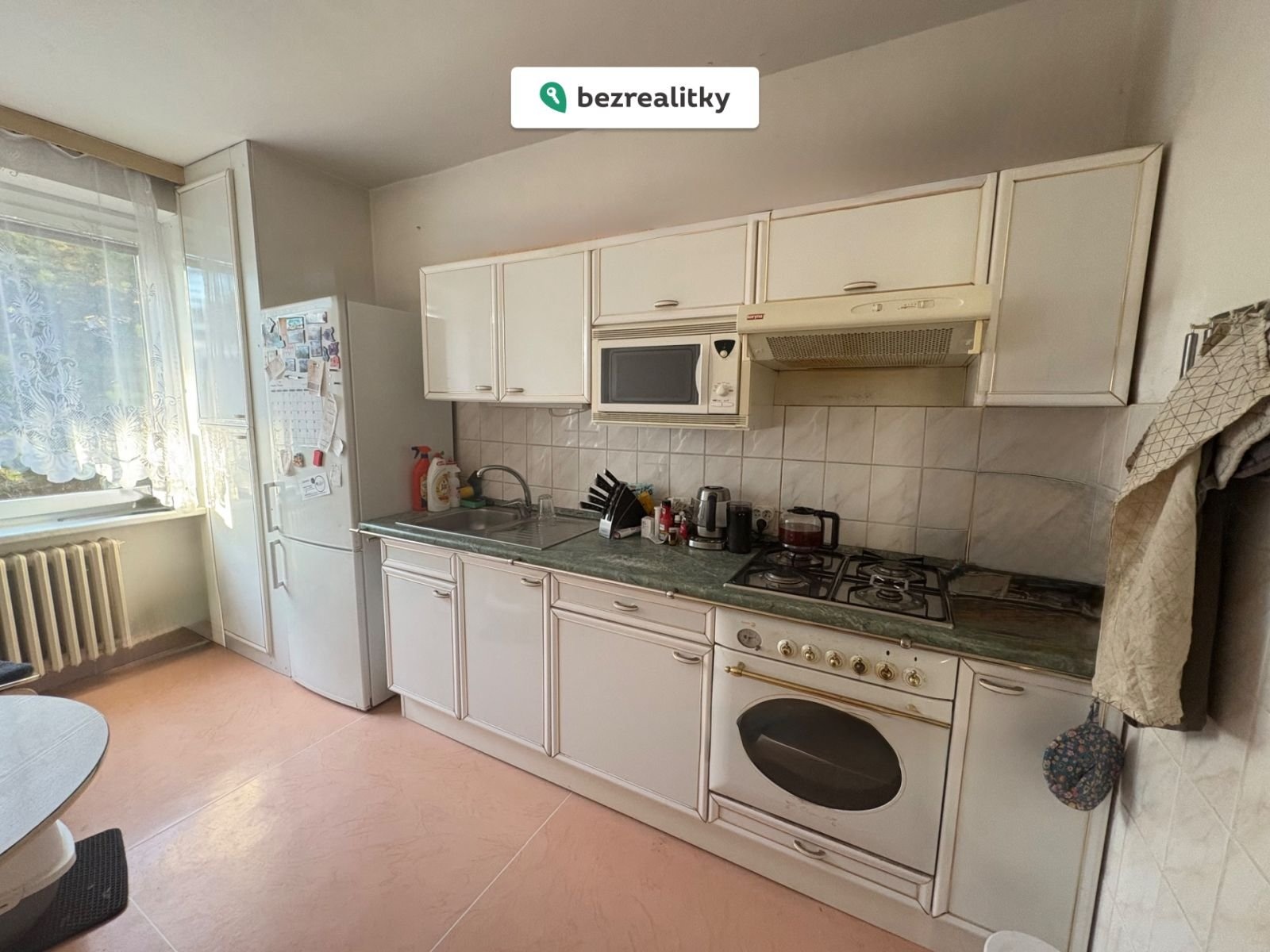 1763889961-yobybwrmlt-img-2891