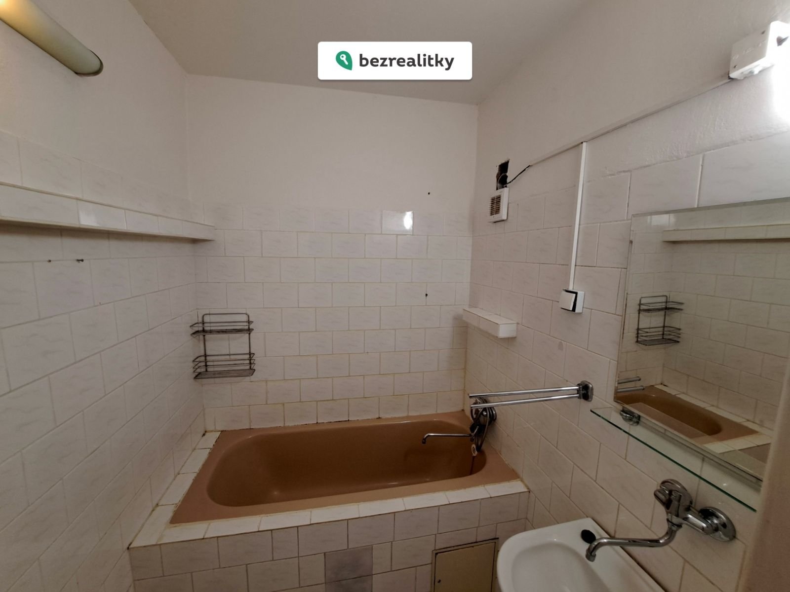 1792229412-hofalbobfi-20240722-174942