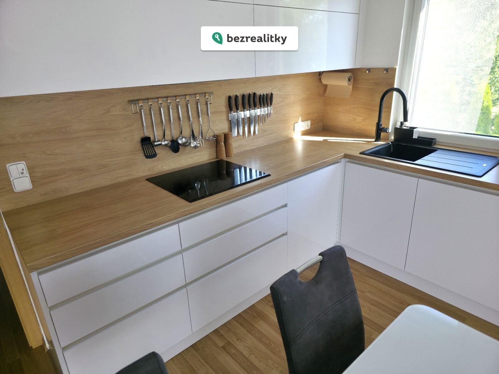 1768387660-jxuceometc-20250919-122903